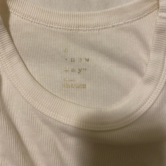 A New Day Tank Top - Picture 4 of 5